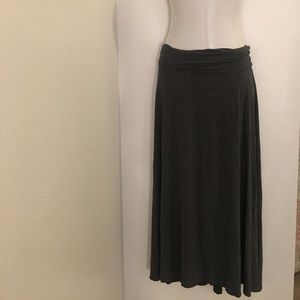 Bobeau skirt- fits well!